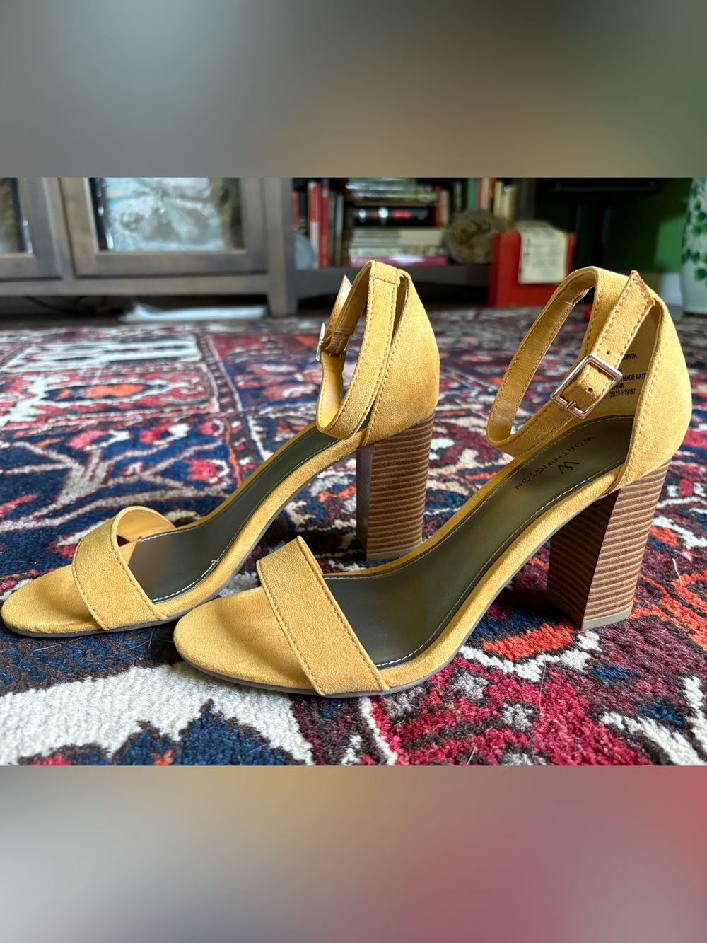 Suede Mustard Worthington Adjustable Strap 3 inch Heels Size 6.5